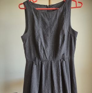 Theory dress size 6
